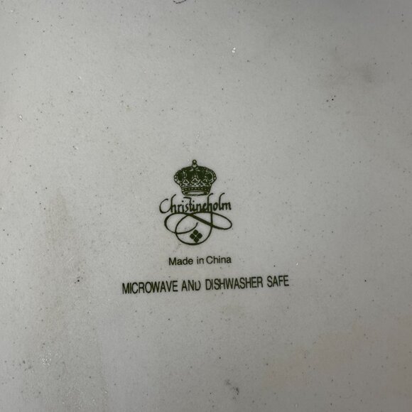 Christineholm 9 1/2" Porcelain Rose Pattern Quiche/Pie Baking Dish - Picture 6 of 7